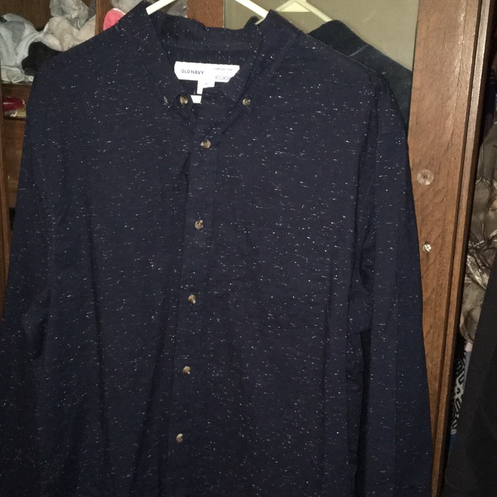 Men’s long sleeve